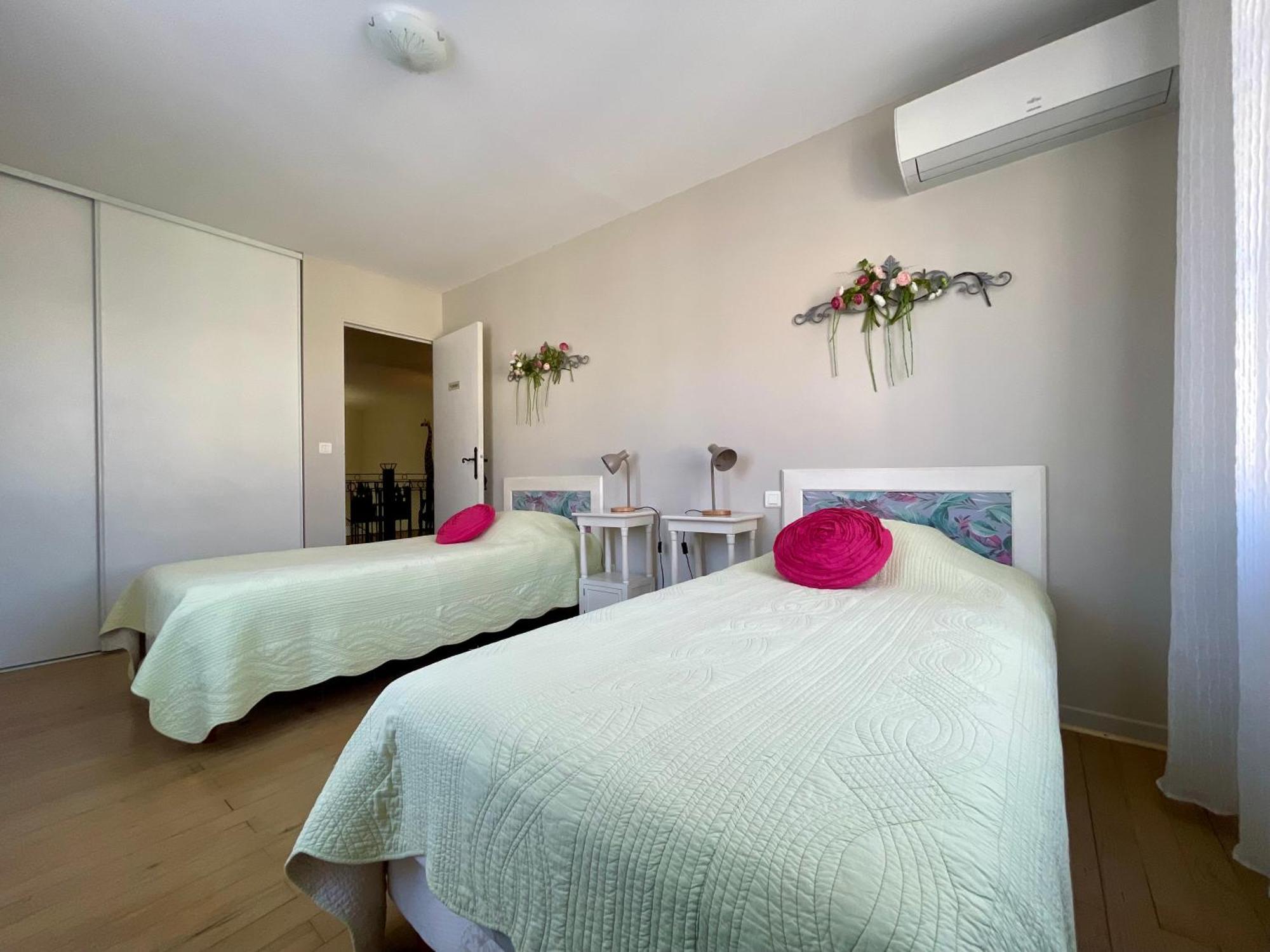Cote Cite Appartements - Parking Prive - 100M Cite Medievale Carcassonne Exterior foto