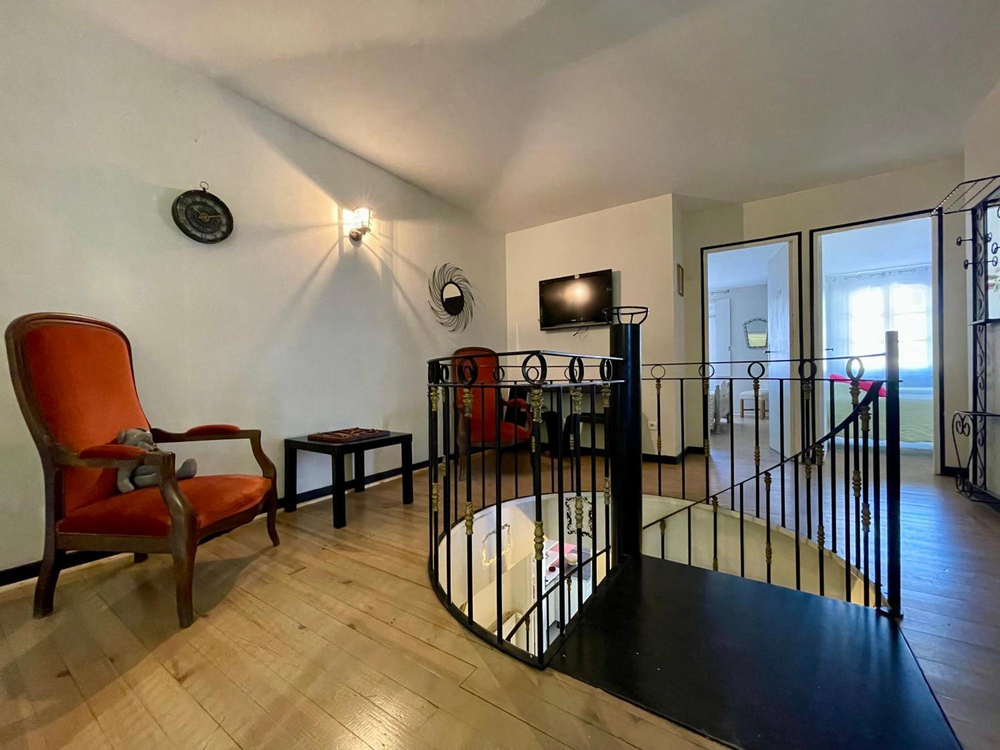 Cote Cite Appartements - Parking Prive - 100M Cite Medievale Carcassonne Exterior foto